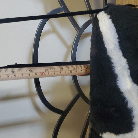 Nike Swoop Futura 365 Faux Fur Crossbody Bag in Black and White - Streetwear - Picture 12 of 12